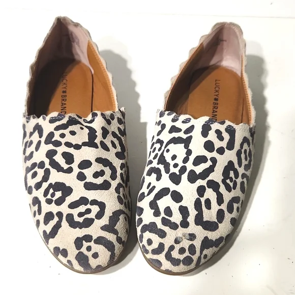 Lucky Brand Clooey Scalloped Suede Leopard Print Flat Loafers Size 8.5M - Picture 3 of 13